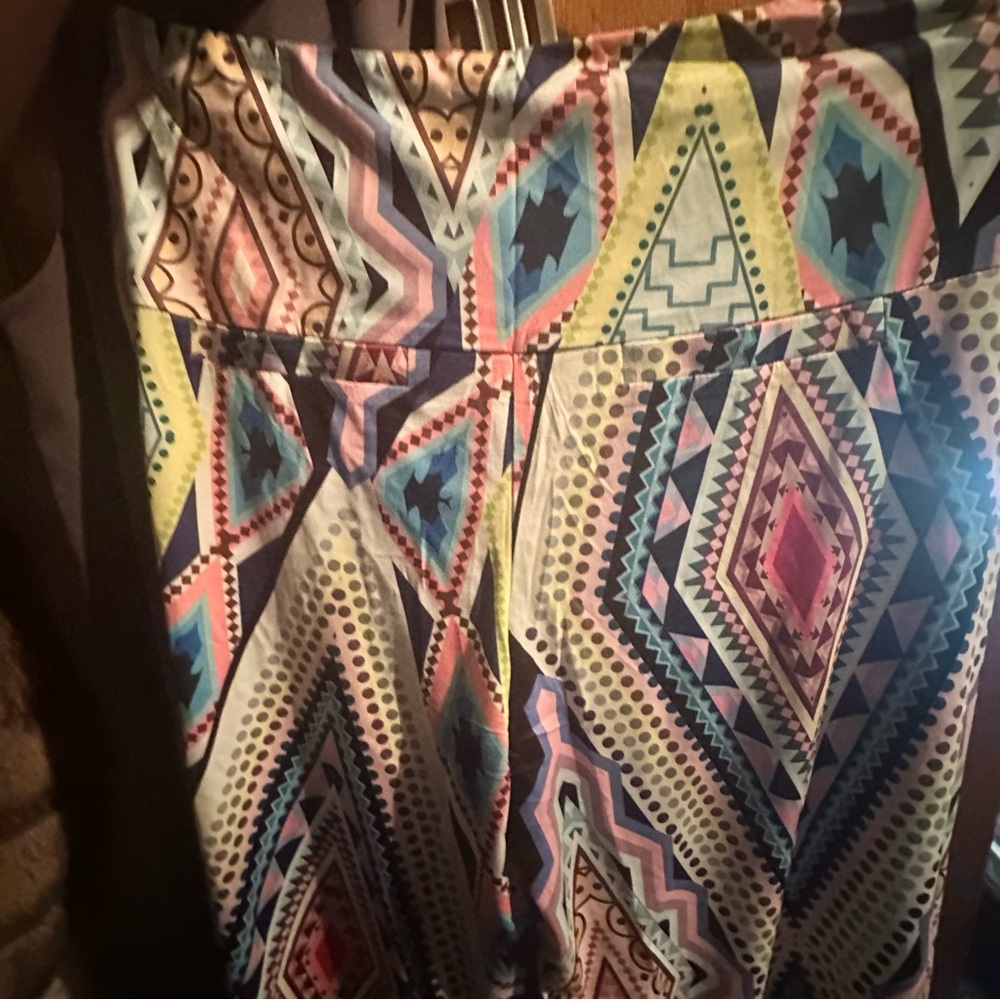 Large(10-12) multicolor wideleg palazzo pants